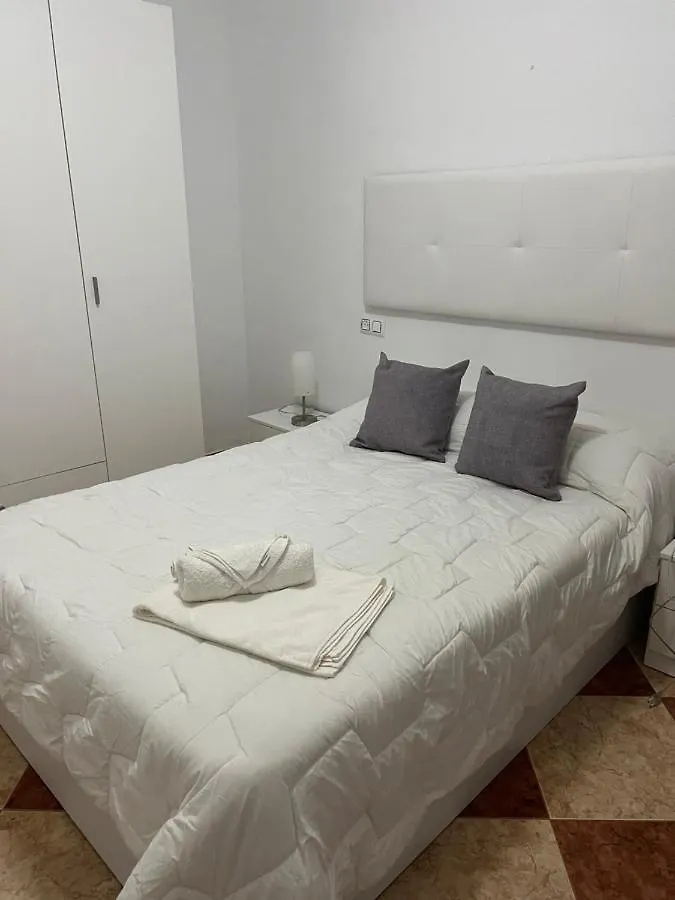 El Torreon 3 Apartment Lora del Rio